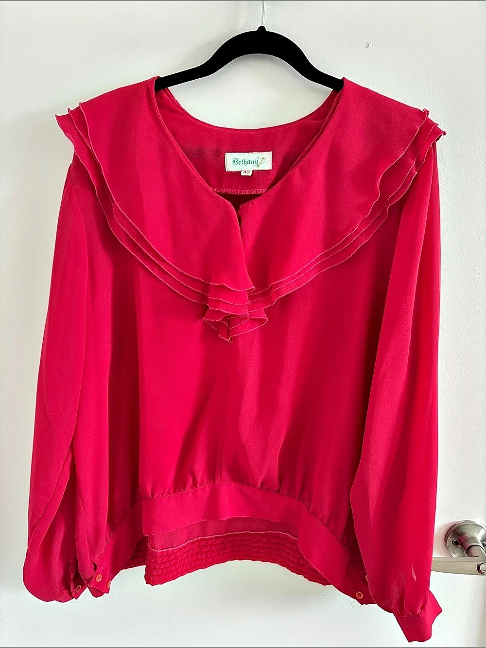 Vintage Bethany L Ruffle Blouse in Pink Size 42